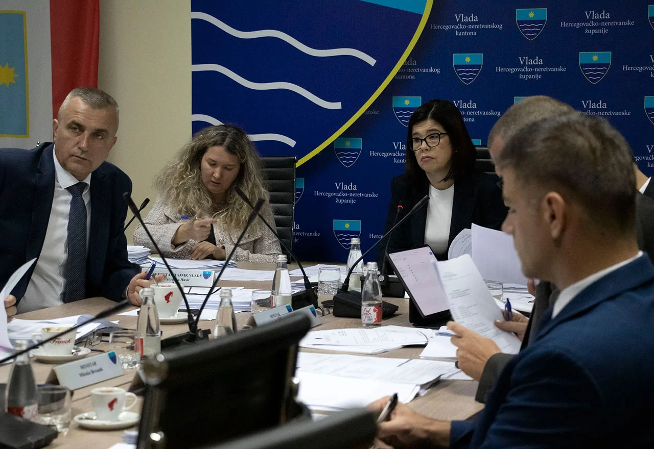 Dug HNŽ-a smanjen za 3,85 milijuna KM, milijun KM za male poduzetnike i obrtnike