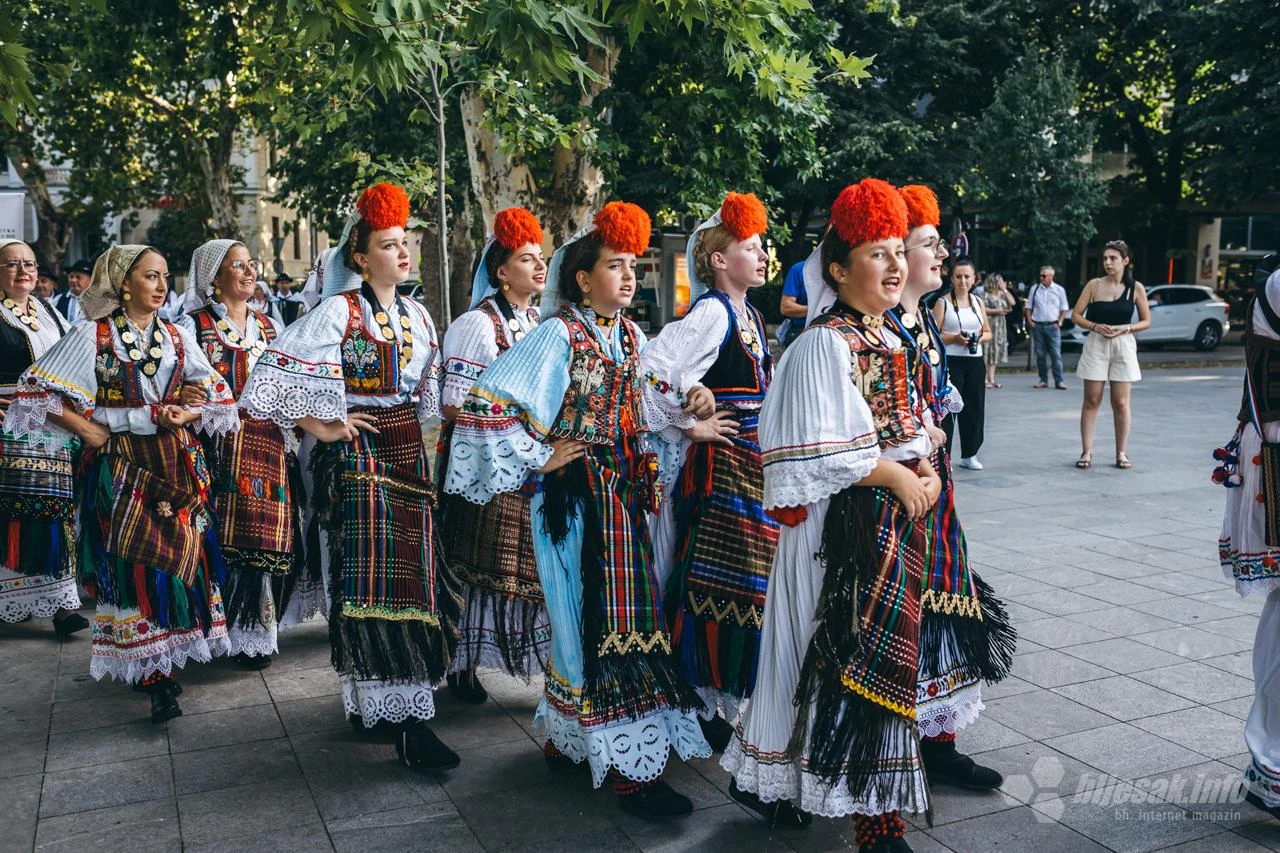 Državna smotra izvornog folklora Hrvata u BiH