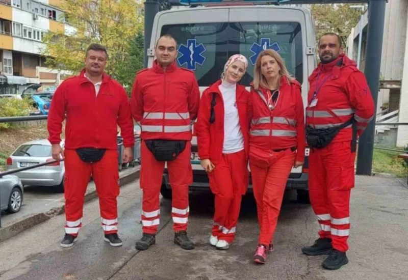 Dječak stigao na svijet u vozilu hitne pomoći