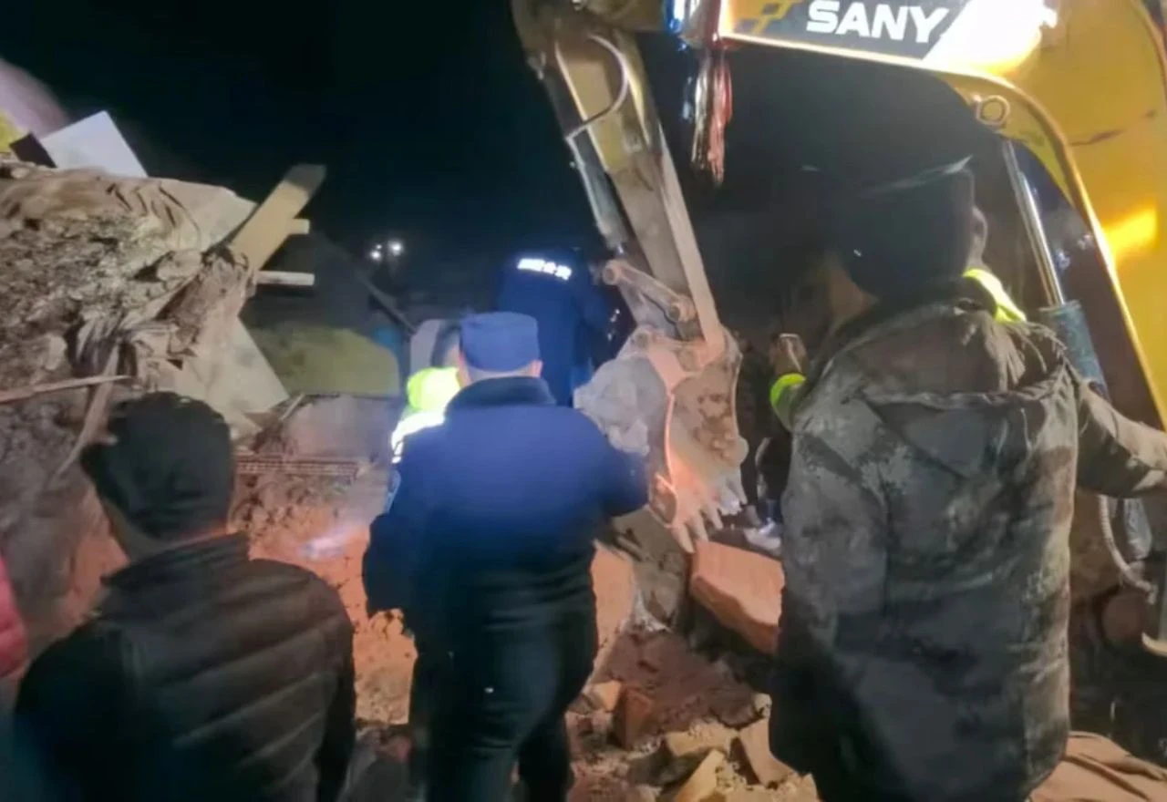 Tibet: Snažan potres odnio najmanje 16 života, više od 300 kuća srušeno