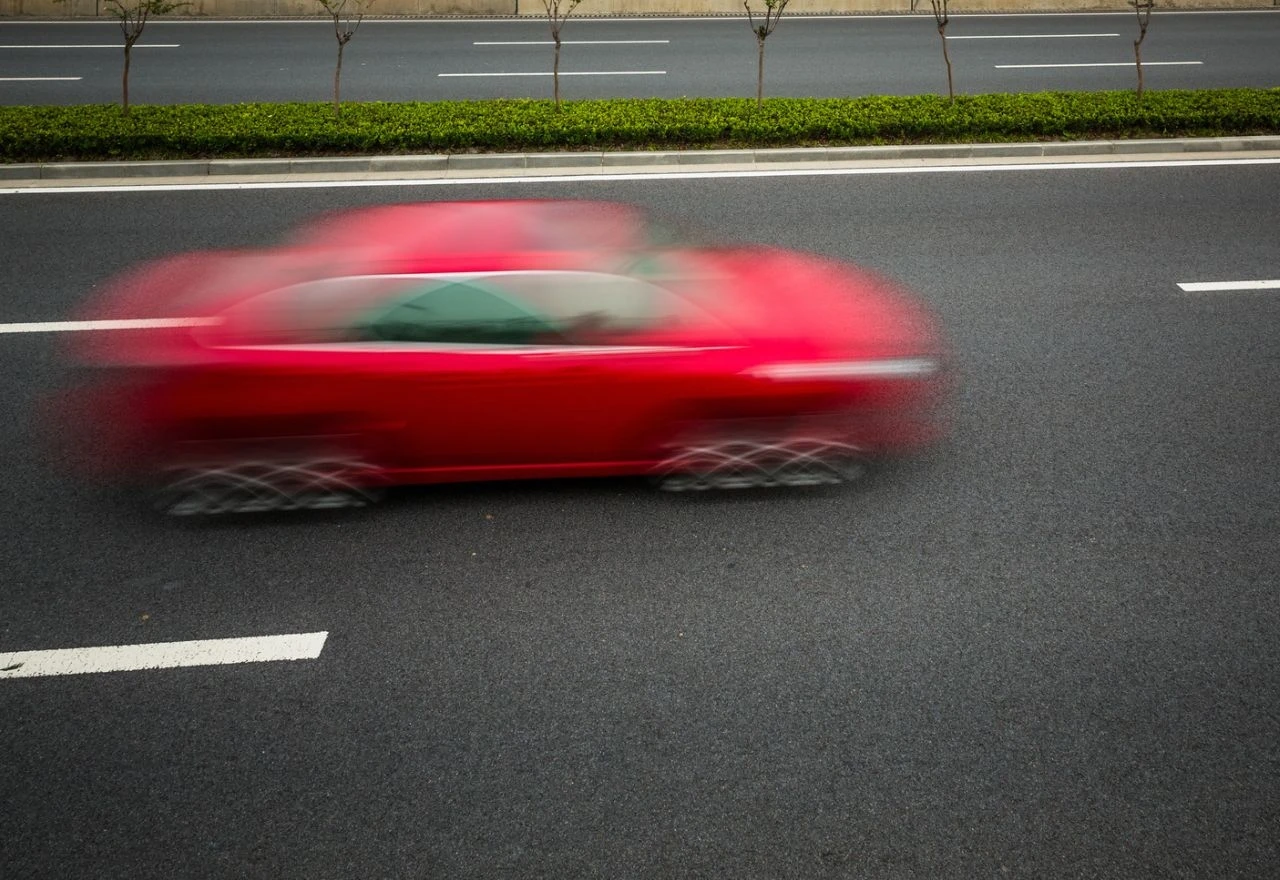 Na autocesti vozio 226 km/h pa "zaradio" paprenu kaznu