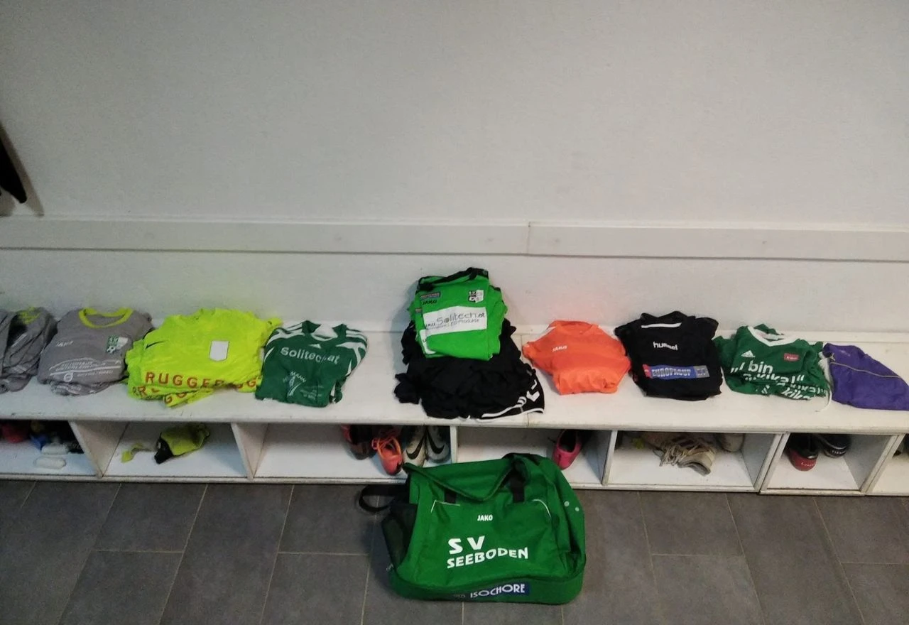 Klub iz Jablanice ugostio Velež pa se požalio: Nestale su kopačke