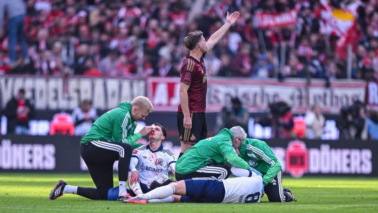 Remi Schalkea, Katić igrao, Džeko na klupi, žestoki sudar Gosensa i El-Faouzija