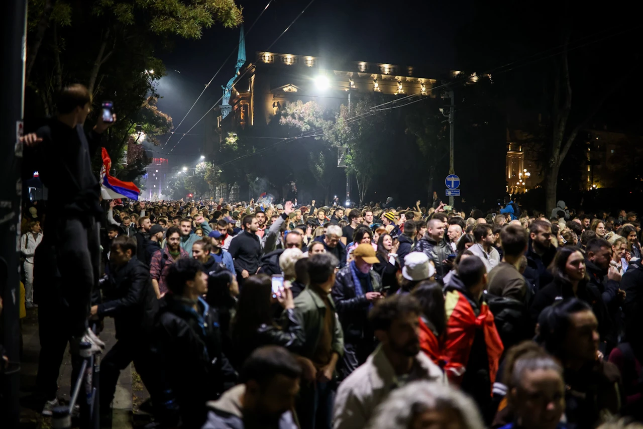 FOTO | Bljesak na ulicama Beograda: Vučić odlazi, Srbija slavi