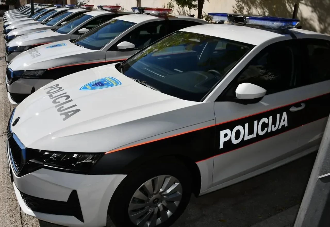 Pretres u Mostaru: Pronađeno više komada oružja i nepoznata biljna materija