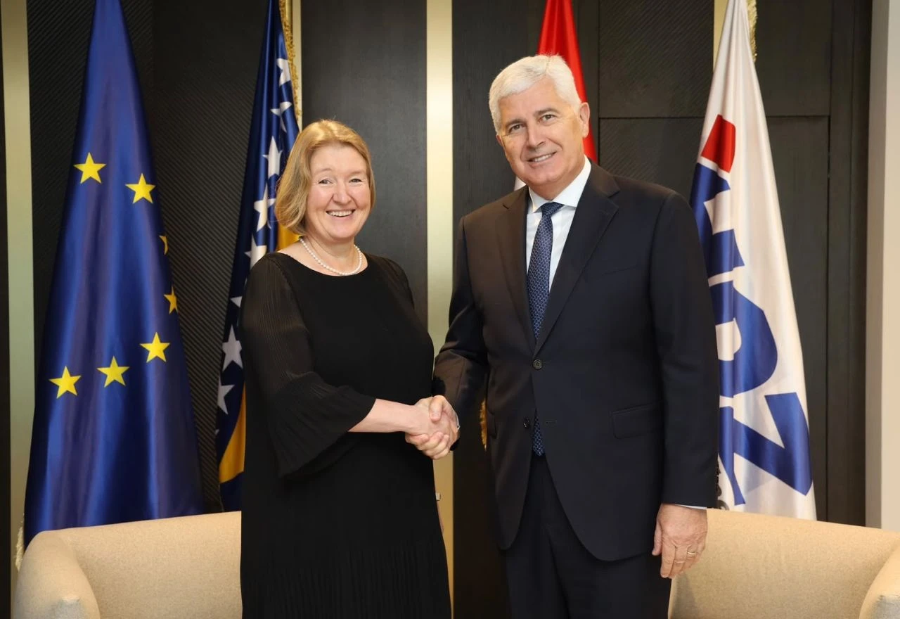 Čović i češka veleposlanica o političkom dogovoru i europskom putu