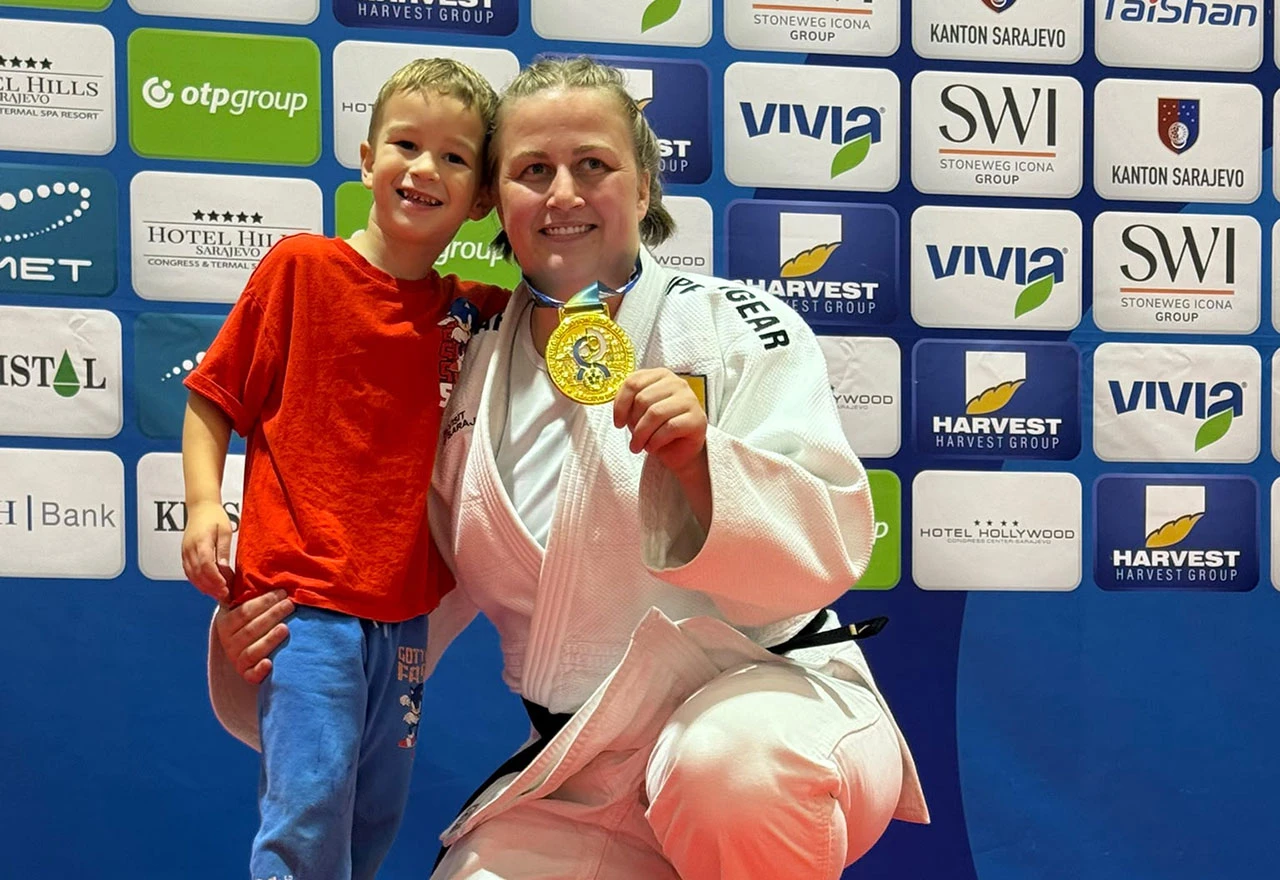 Sabina Haračić: Vratila se nakon majčinstva, a sada je svjetska i europska prvakinja