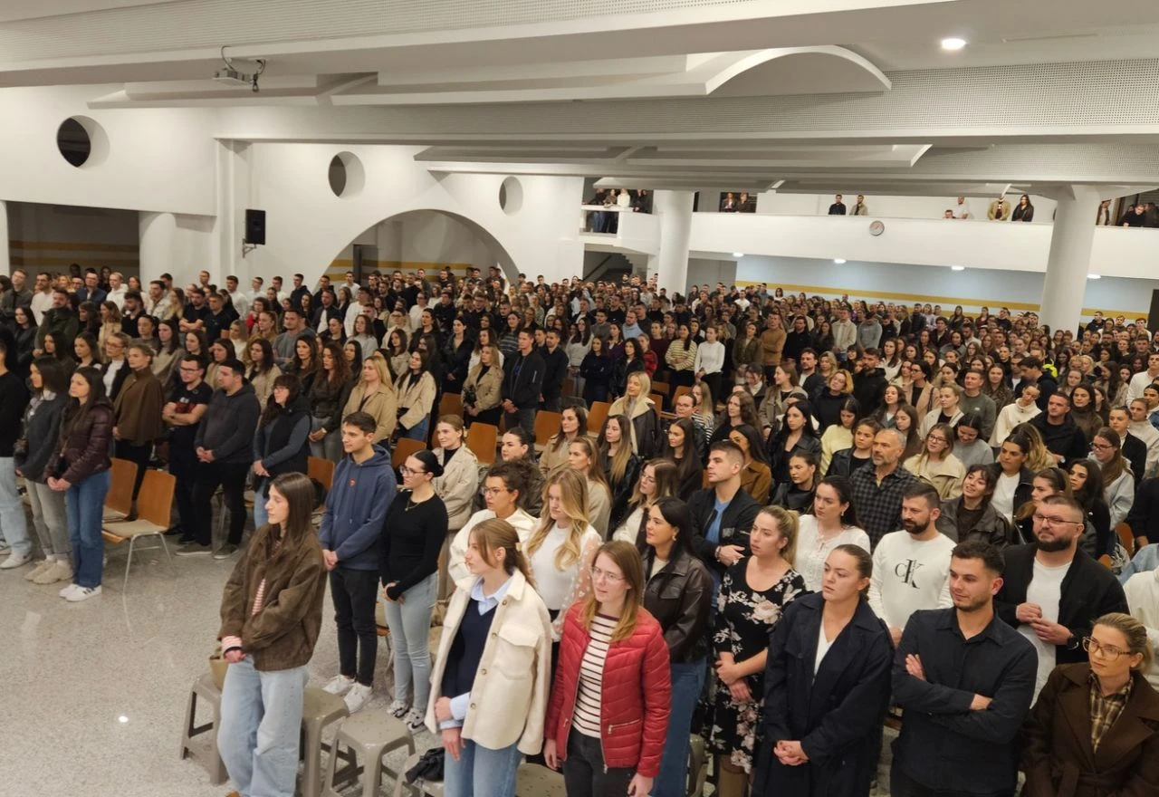 Što svake druge srijede okuplja 700 mladih u Mostaru?