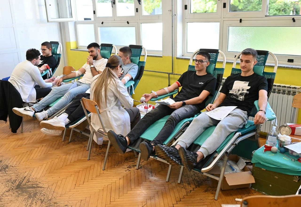Učenici Srednje strukovne škole Široki Brijeg darovali 29 doza krvi