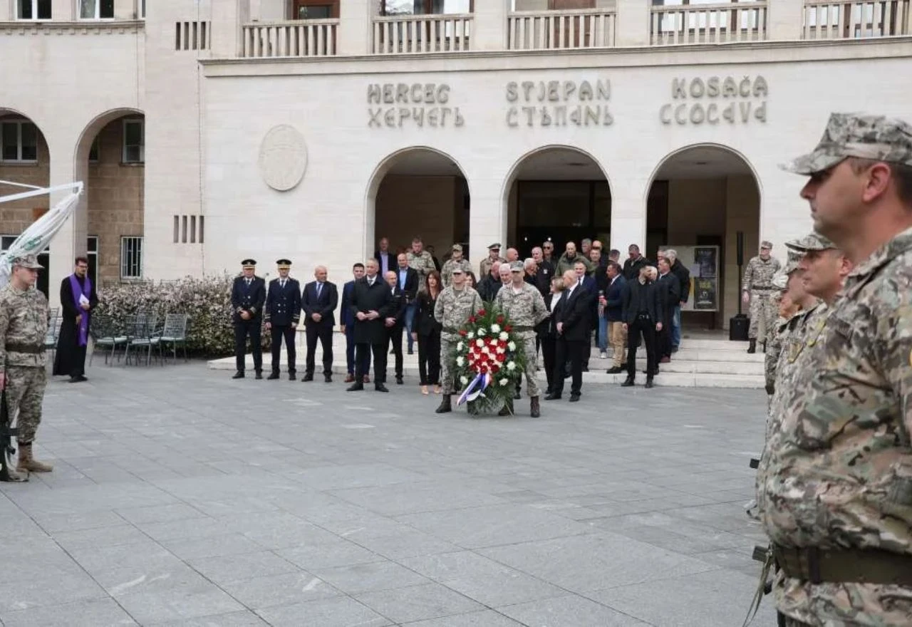 VIDEO | Mostar: Ministarstvo obrane BiH i OS BiH obilježili Svi svete i Dušni dan