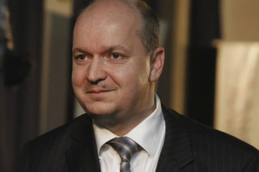 Selimović u središtu višemilijunske afere: Izvučeno više od 100 milijuna KM gotovine
