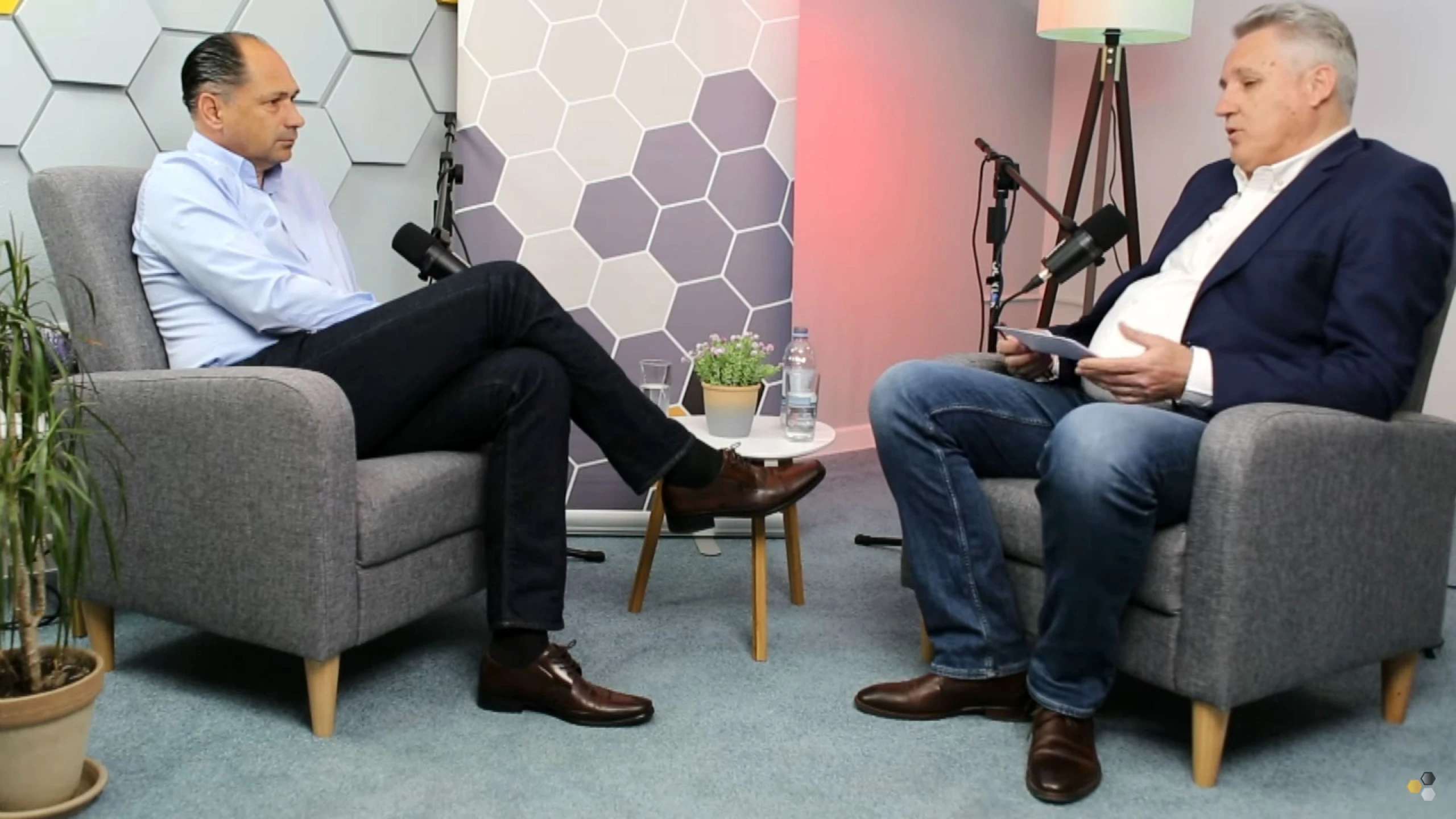 Prvi gost business podcasta je specijalist stomatologije, osnivač i prvi čovjek Stomatološke poliklinike Jurišić