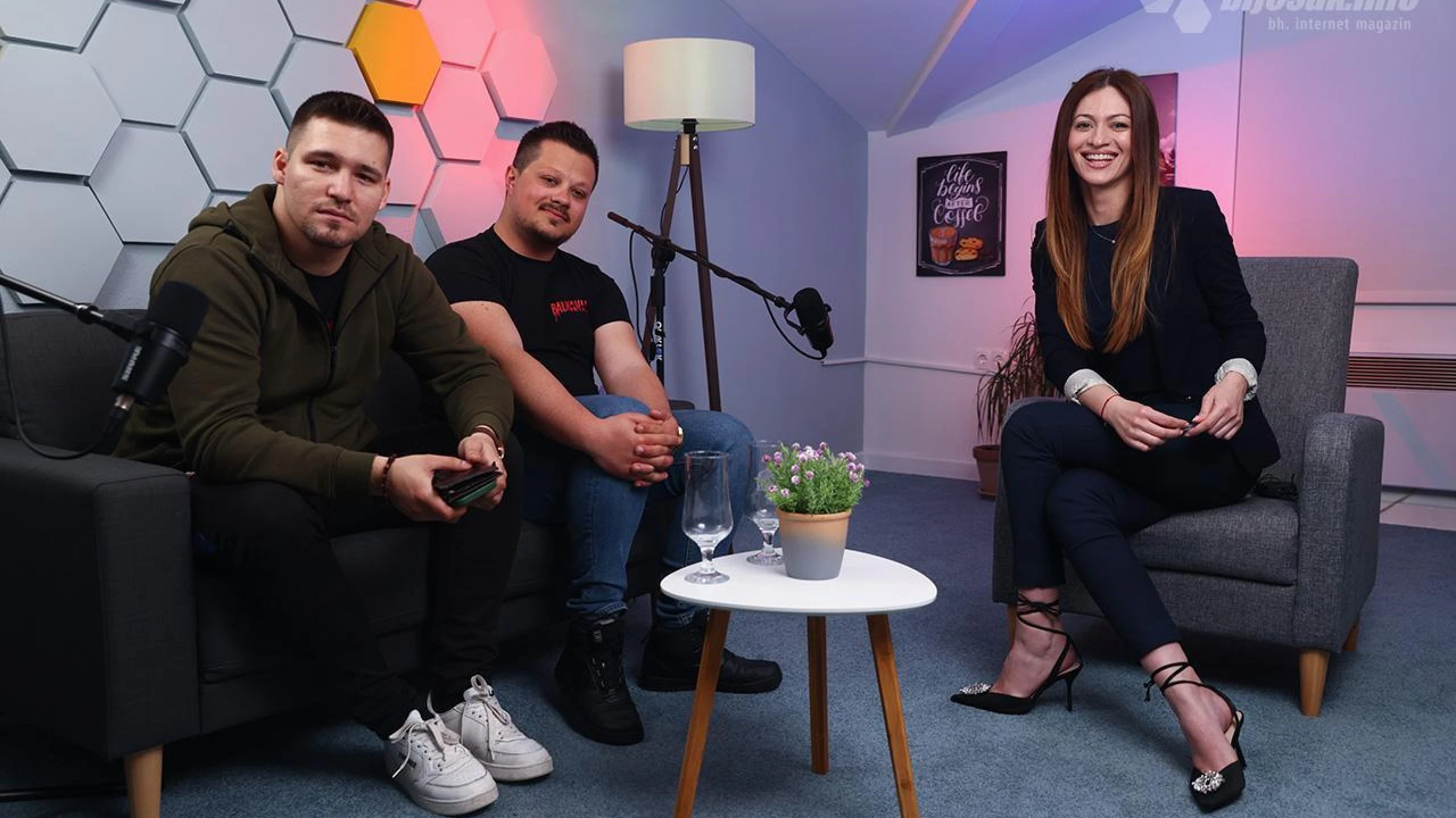 Jure i Mate nakon premijere "BALKANIKE" u Mostaru (MAMURNI)