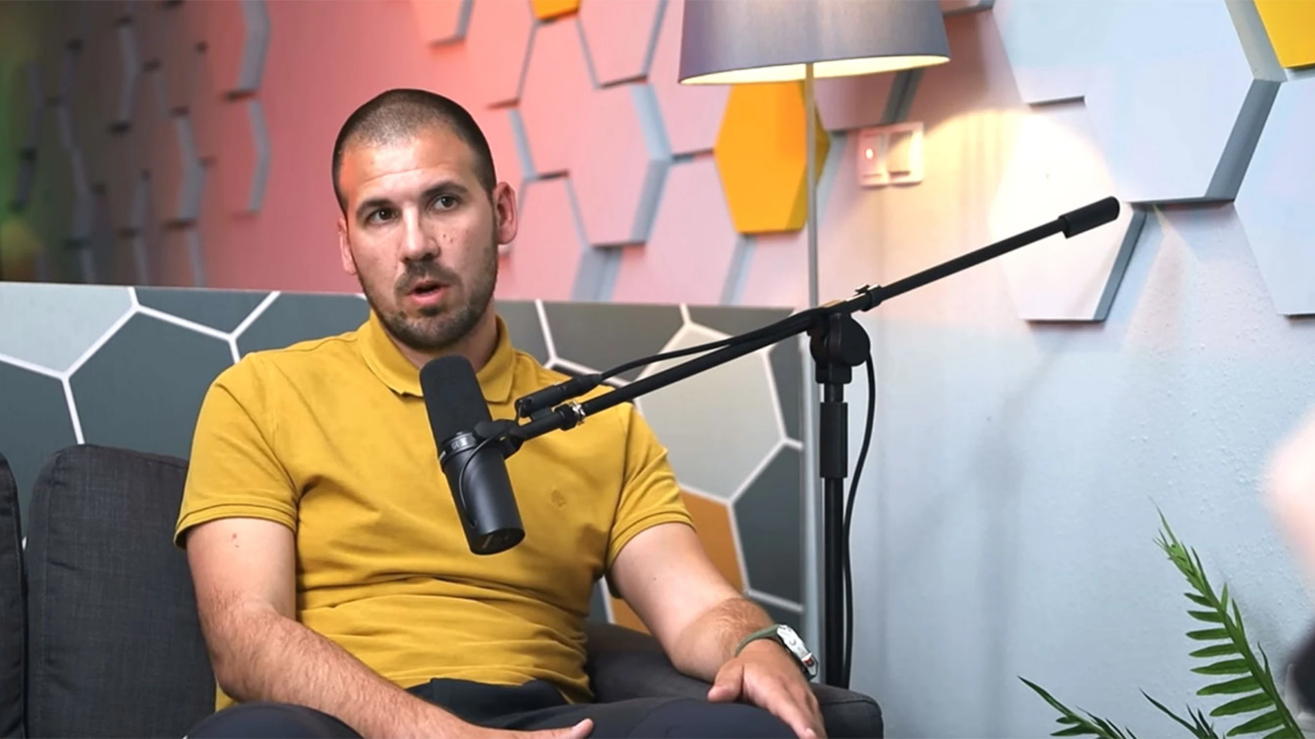 NE MOŽETE U STARKAMA IĆI U PLANINU, NOGE SU NAJVAŽNIJE