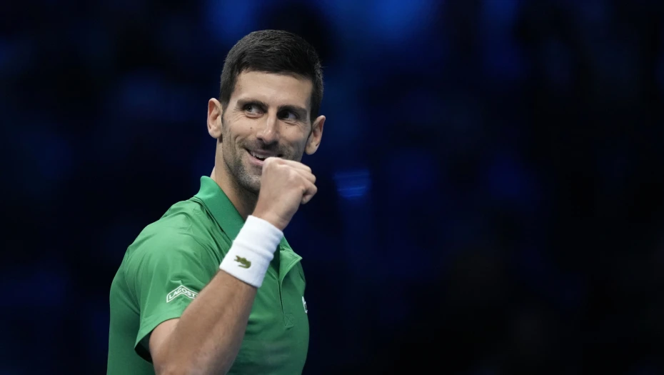 Novak jednim breakom slomio Tsitsipasa 