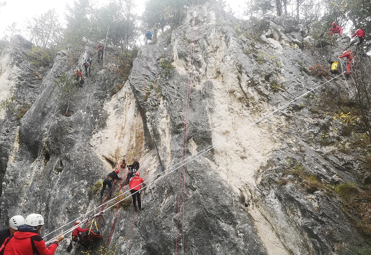 Četiri nova registrirana gorska spašavatelja u GSS Federacije BiH