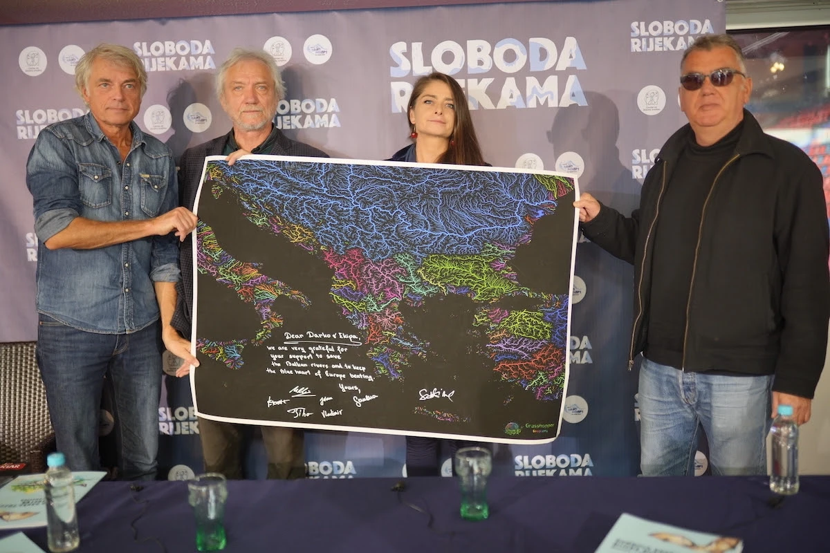 Rundek na Ugru sa aktivistima za slobodu rijeka