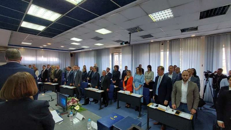 Suzdržana sjednica: Tuzlaci prvi u Federaciji formirali novu vlast