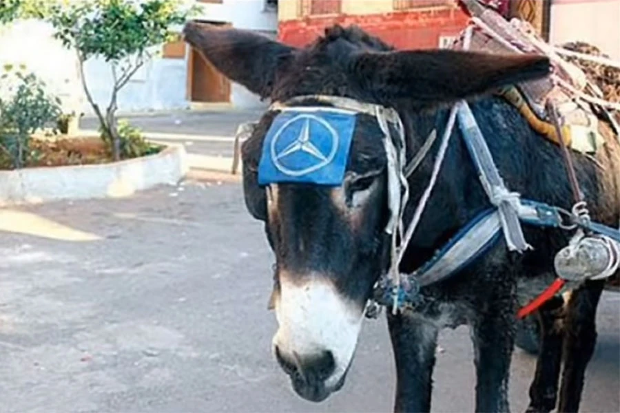 Eh, da je Fići Mercedesov znak!