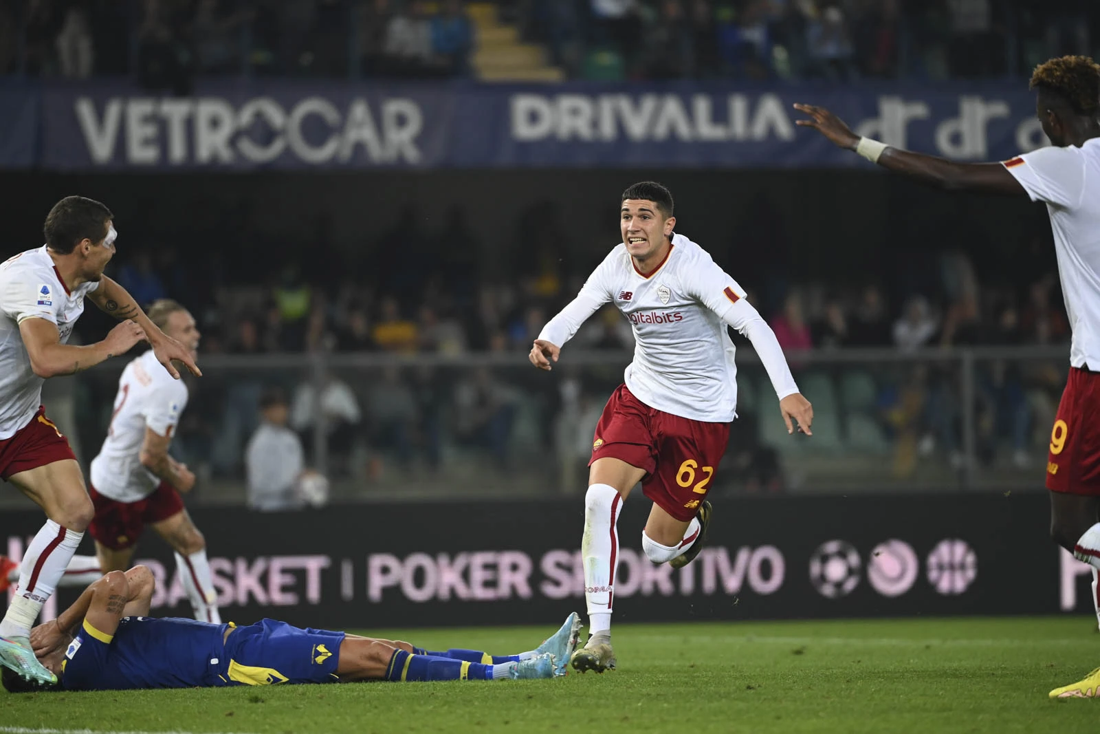 Roma u završnici slomila Veronu i zadržala četvrtu poziciju