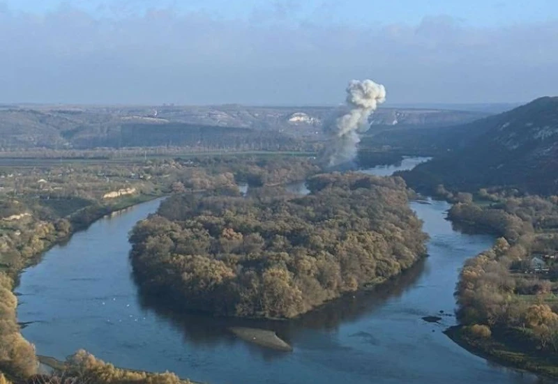 Moldavija upozorava: Srušena raketa pala je na naše selo