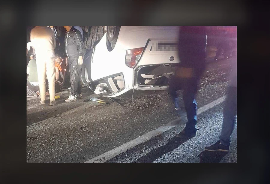 Grabovica: Prevrnuo se automobil na M-17
