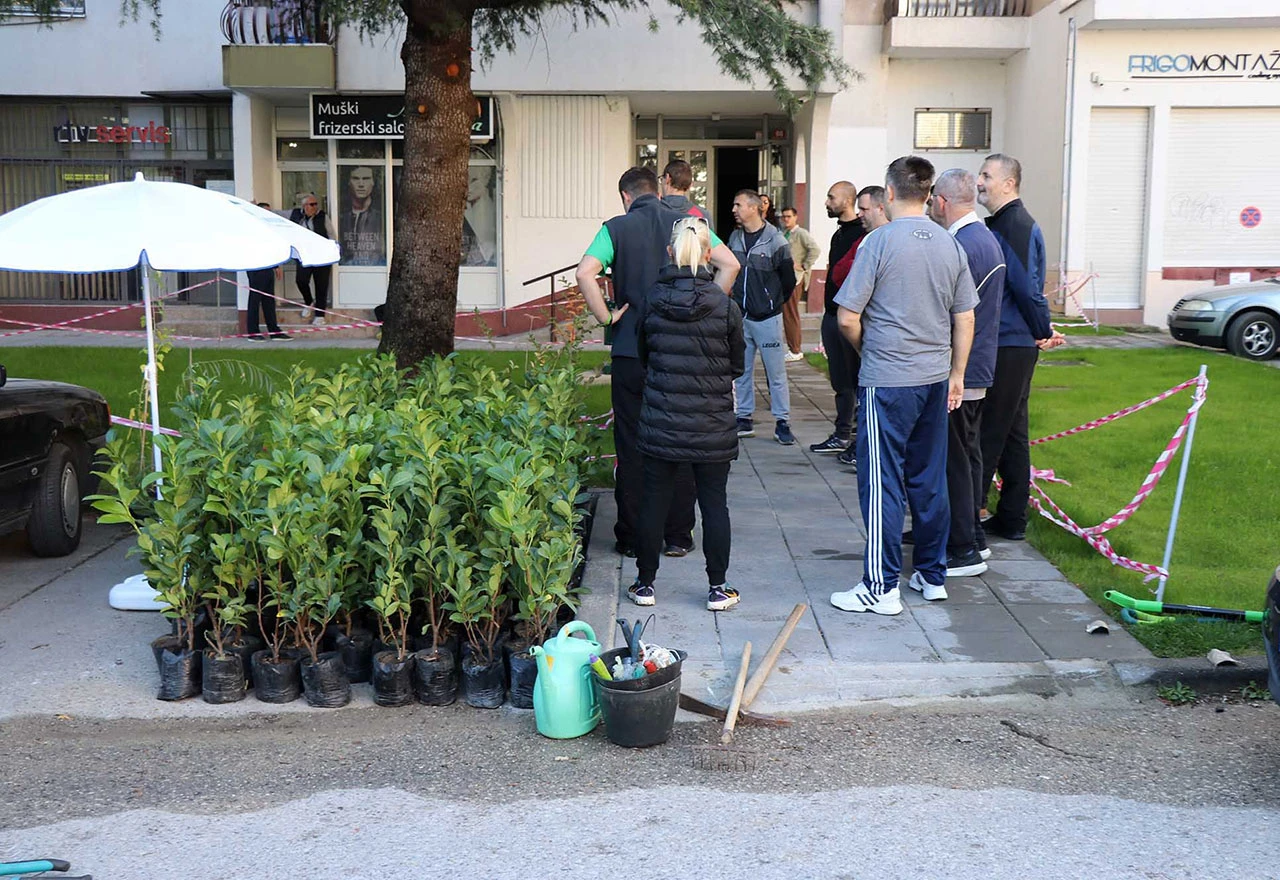 Udruga građana 'Nešto više' uredila mostarska dvorišta