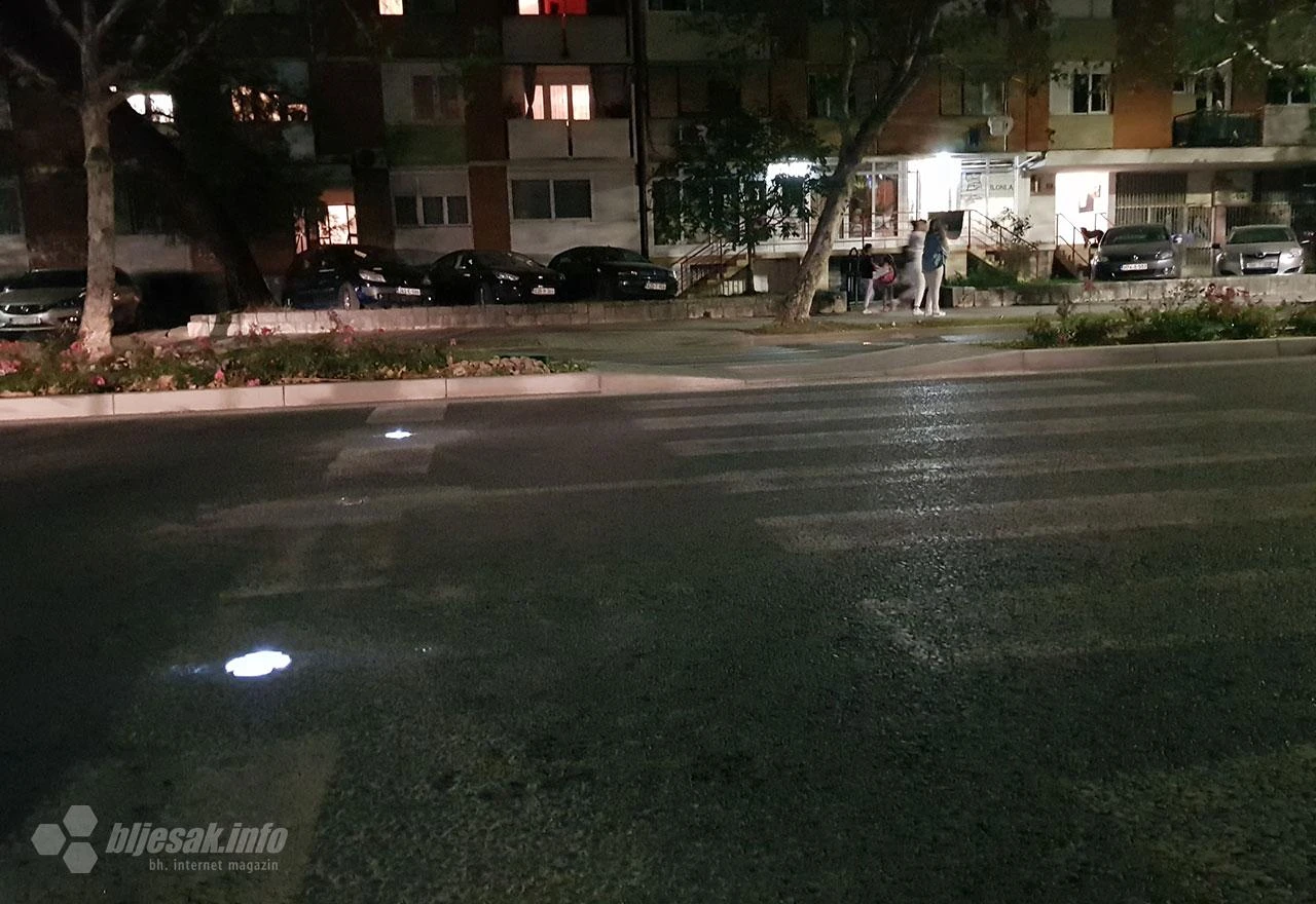 Mostar: Zasvijetlila zebra