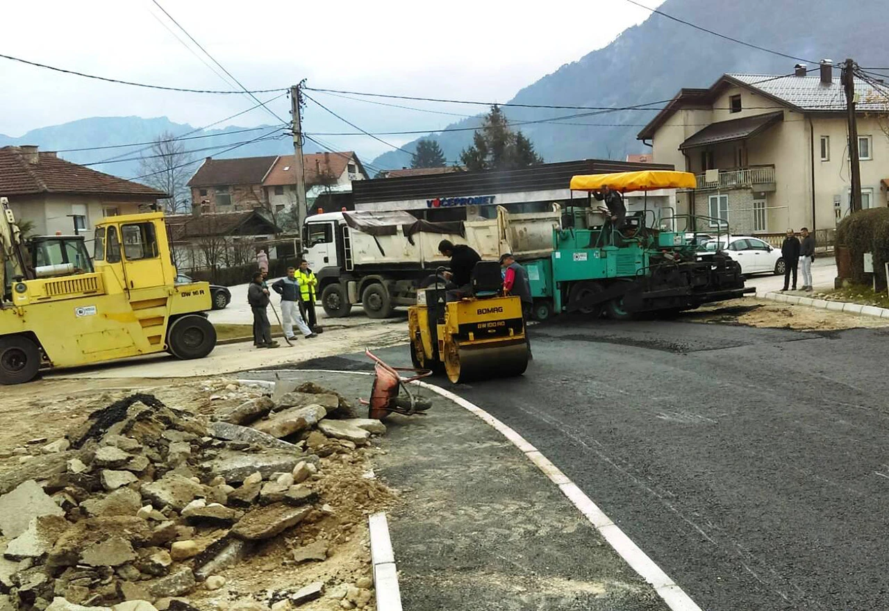 Mostar će dobiti 150 tisuća KM za rekonstrukciju prometnica