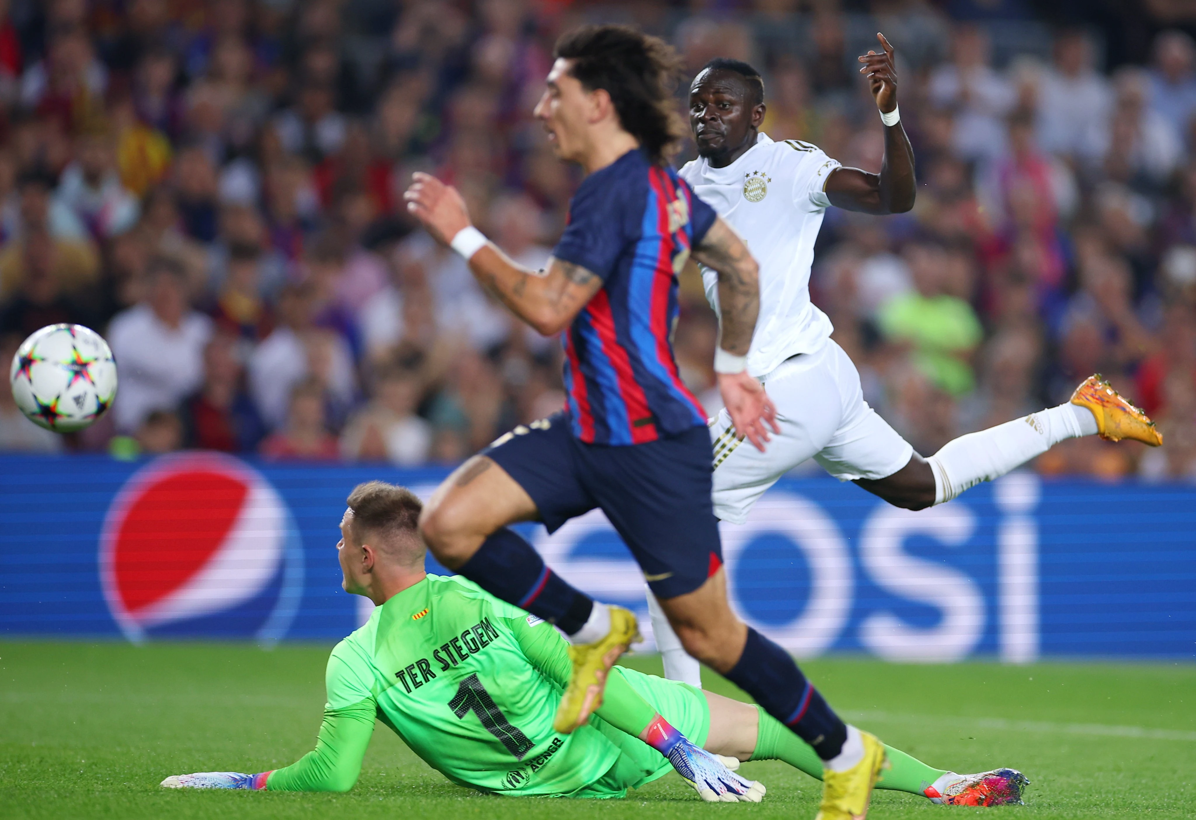 Bayern na Campu Nou s 3:0 pobijedio anemičnu Barcelonu