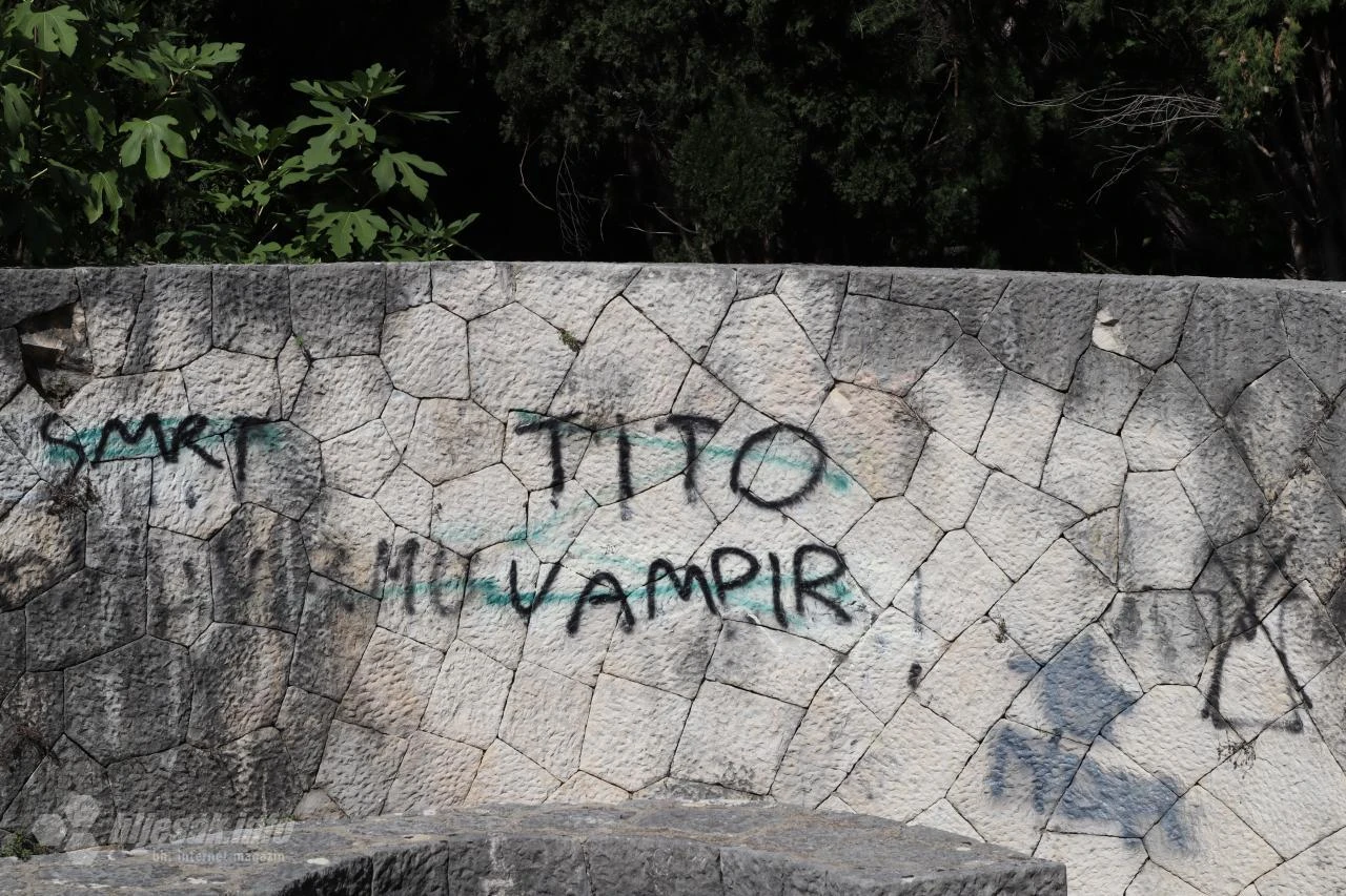 Dokle više taj Tito?!