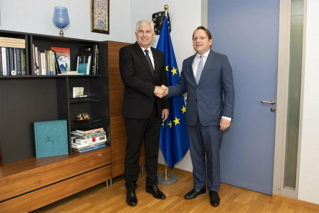 Čović s Varhelyem: Što prije uspostaviti vlast