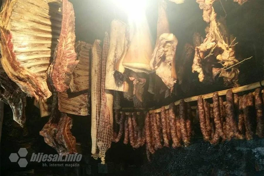 Kobasice, pečenice i pršuti će biti skuplji