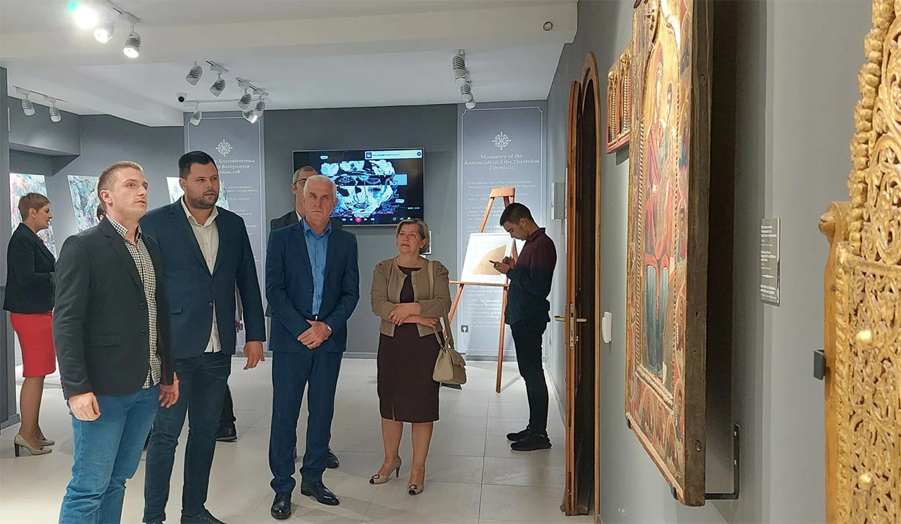 Crnogorski likovni umjetnici predstavili se u muzeju Žitomislić