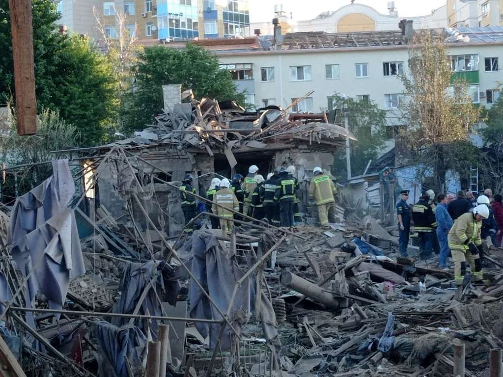Rusija: Ukrajinci su napali naš grad; Ukrajina: Rusi su sami slučajno pogodili zgradu