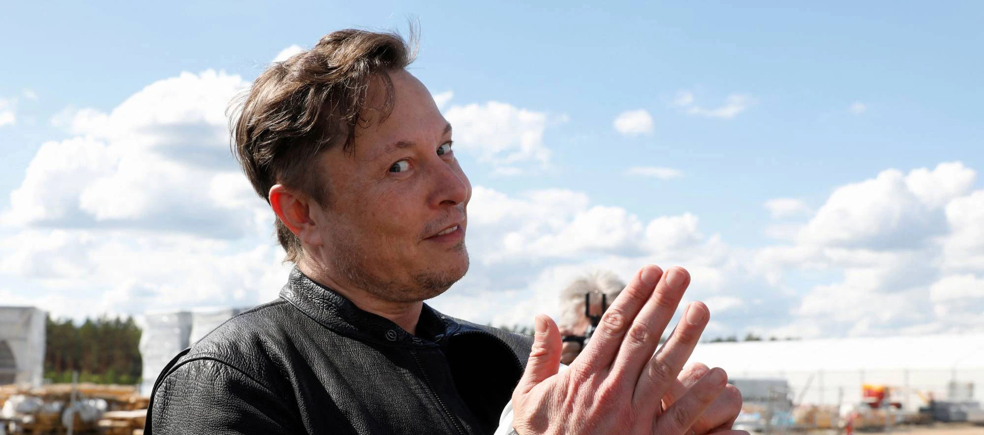 Burnt Hair – Musk lansirao parfem i odmah zaradio milijun