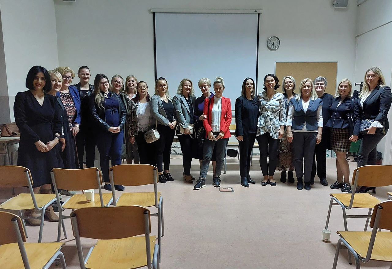 Prosvjetni radnici utječu na generacije i treba ih paziti