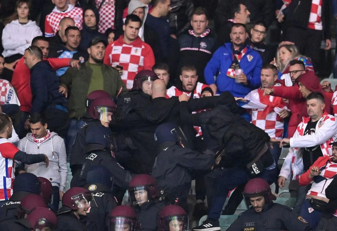 Huligani u Beču 'zaradili' novi disciplinski postupak UEFA-e protiv HNS-a