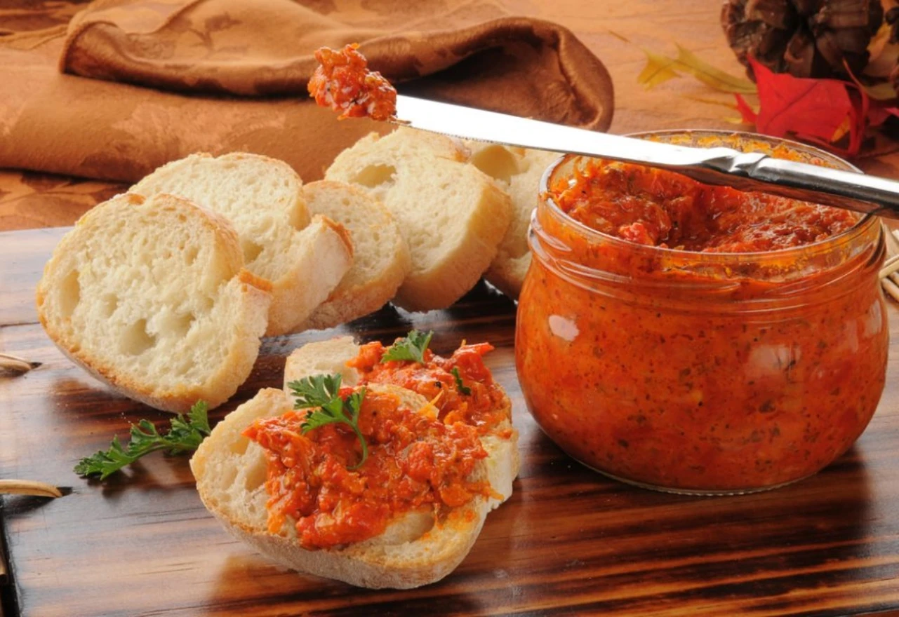 Čudo od pečene paprike i patlidžana koje podsjeća na ajvar 