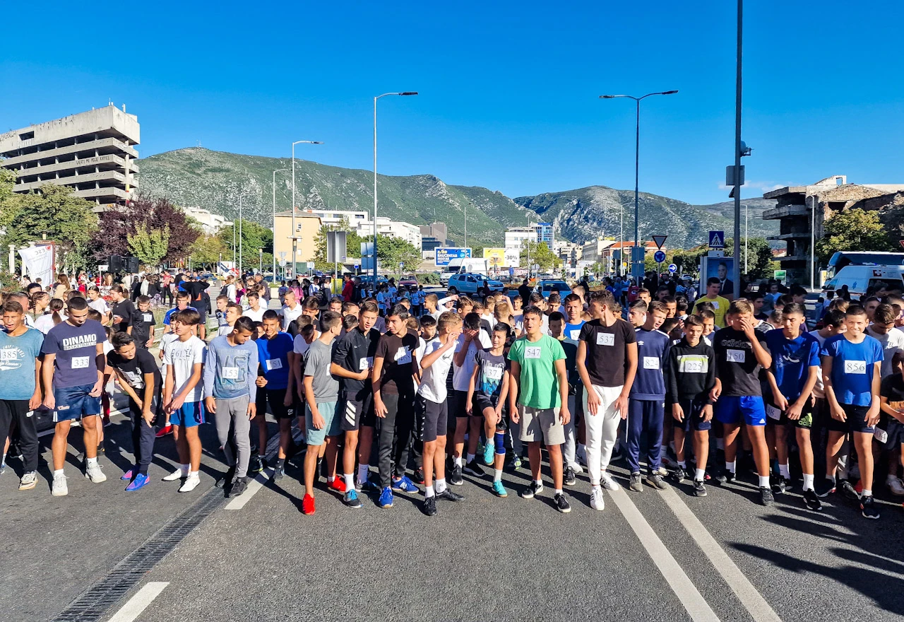 VIDEO | U Mostaru mladi trčali za zdrav život