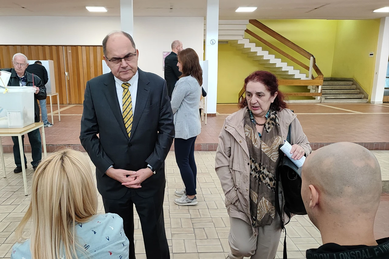 Schmidt: Sljedeći mjesec je odlučujući