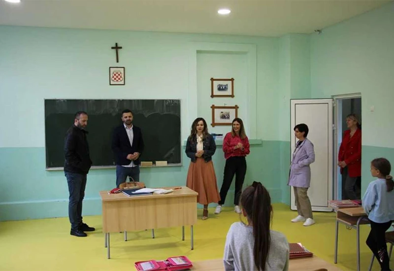 Učenici područne škole Posuški Gradac dobili nove učionice