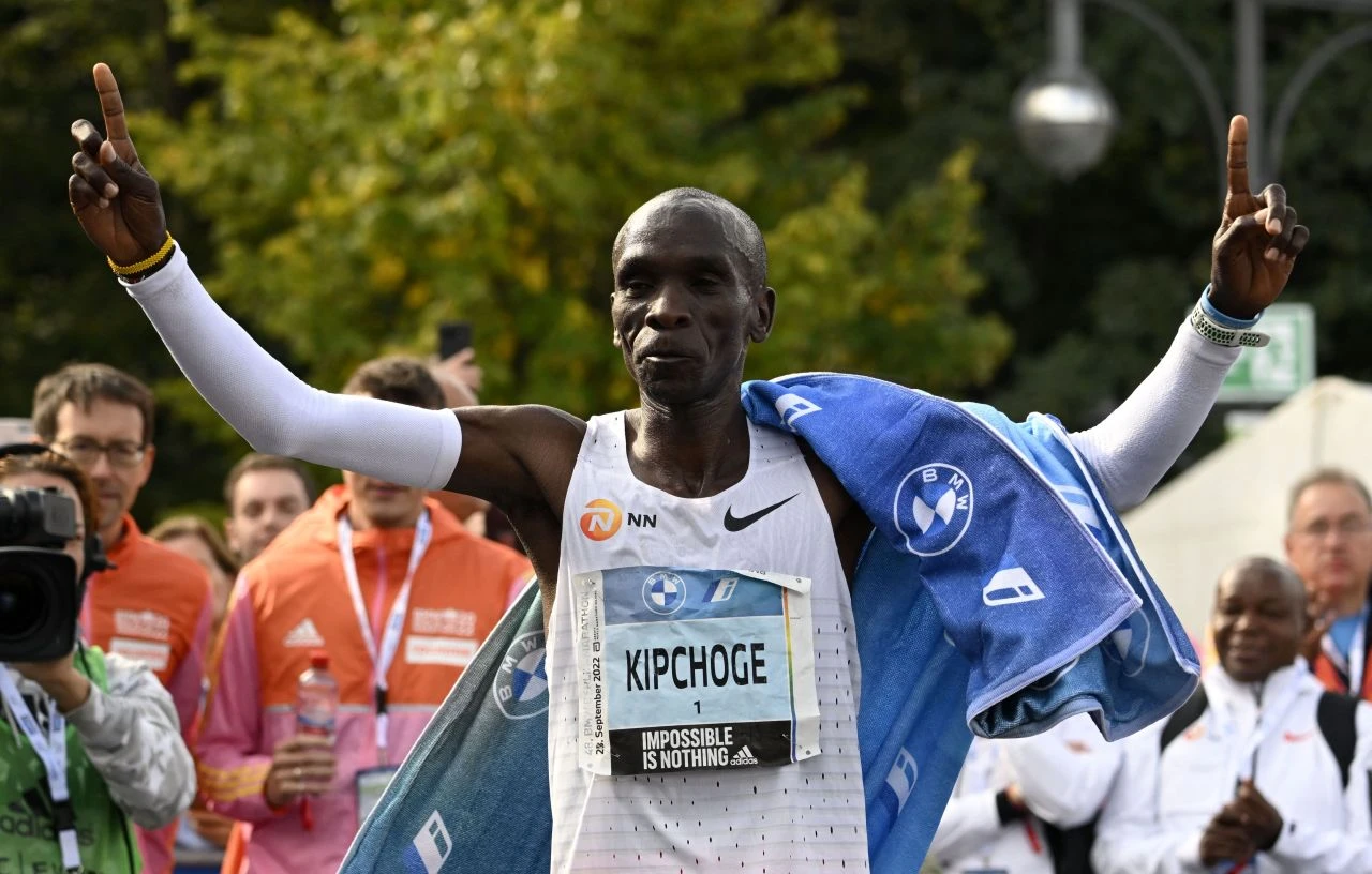 Kipchoge popravio vlasitit svjetski rekord 