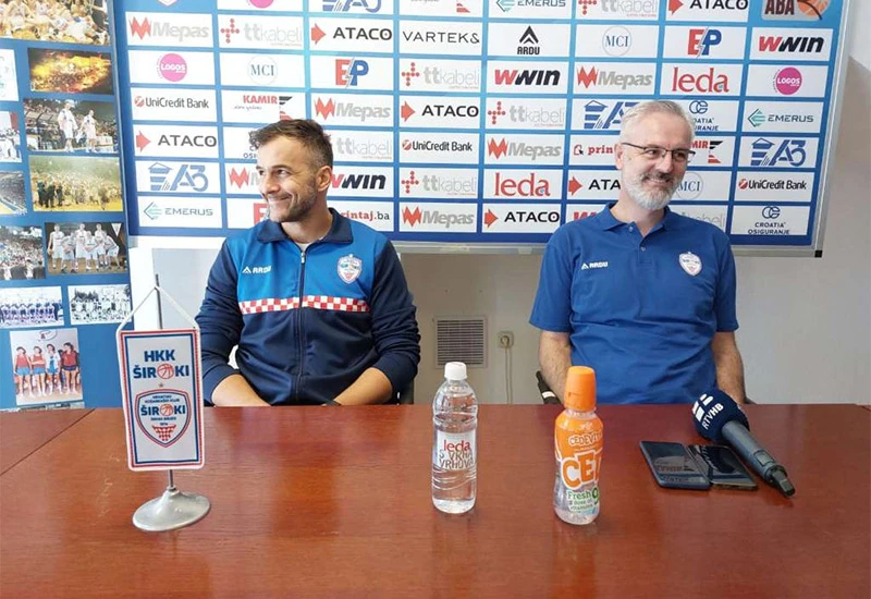 Navijači i ljudi u klubu moraju biti strpljivi 