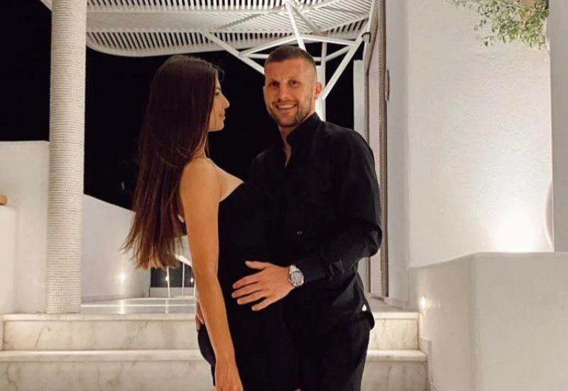 Ljubav cvjeta: Mostarka Klara fotografijom čestitala rođendan Anti Rebiću