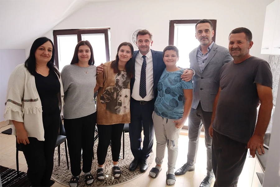 Mostar: Novi dom dobili zahvaljujući televizijskoj emisiji ''Radna akcija s Tamarom''