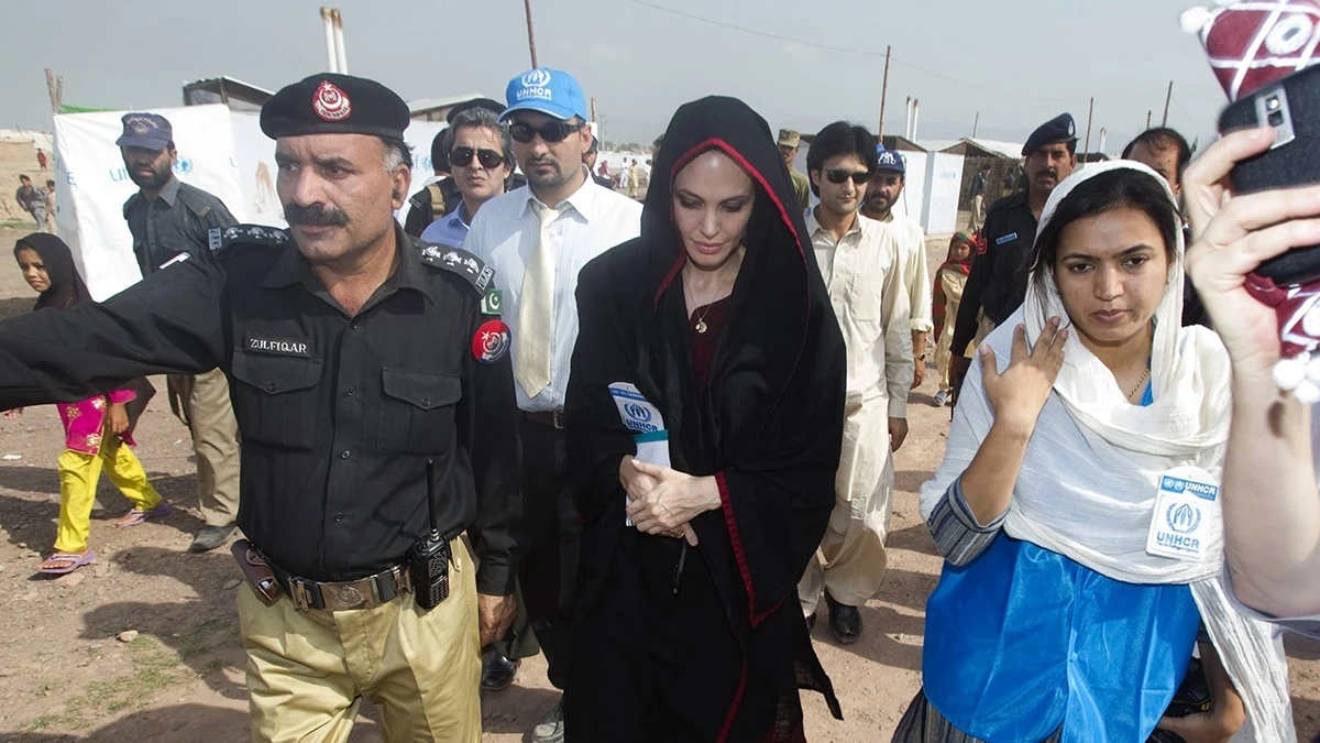 Angelina Jolie stigla u Pakistan da pomogne žrtvama poplava