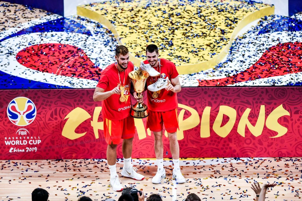 Willy Hernangomez MVP Eurobasketa, brat Juancho finala 