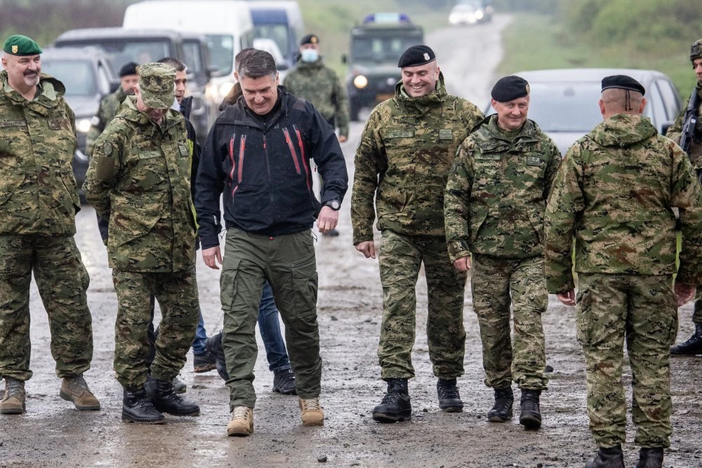 Milanović: Ići ćemo u misiju u BiH, a NATO-u je bolje da nam se ne suprotstavlja
