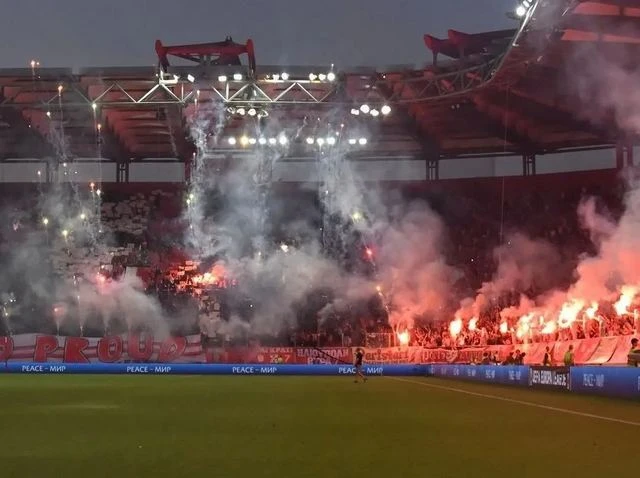U Hrvatskoj navijači pucaju iz zolje, a u Grčkoj vjerojatno iz VBR-a